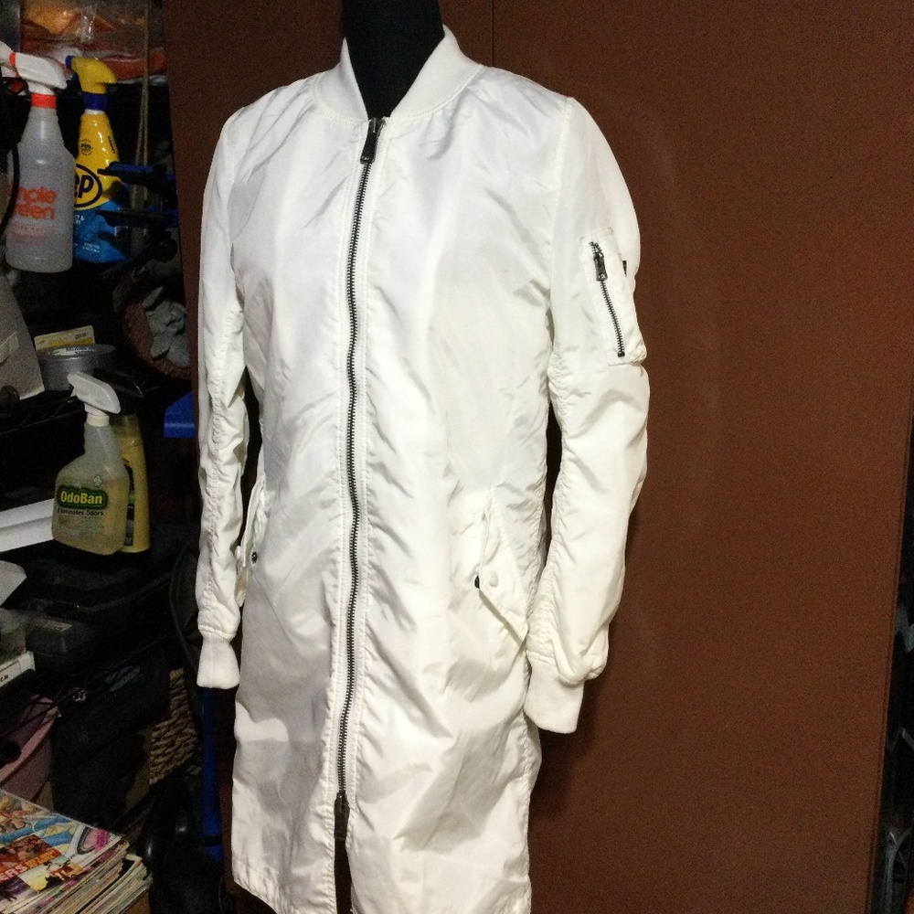 -RARE- Alpha Industries White longline Bomber jacket Size- Extra Small